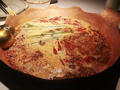 -墨居上隐·院子里火锅(峨眉店)