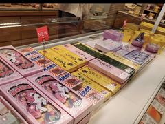 面包甜点陈列柜-好利来(光华中心店)