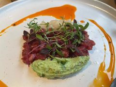 牛肉塔塔配牛油果黑橄榄酱-Solo(衡山路店)