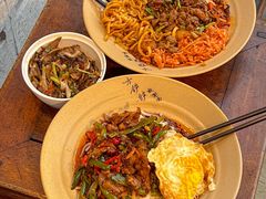-方铲铲·成都板凳面(滨江银泰店)
