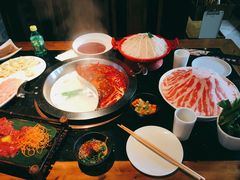 -宽巷子成都火锅(南站店)