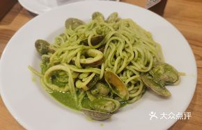 Pesto Cream Seafood Pasta