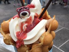 -Lotso Lunch Box 草莓熊餐盒