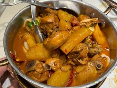 阿里疆大盘鸡-阿里疆Alijiang·丝路美食·异域风情·清真(长楹天街店)