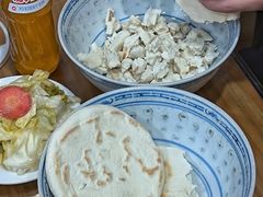 -天发芽·何记葫芦头泡馍·传统小吃(报恩寺街店)