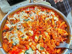 -亲昵春川鸡排(韩国美食街店)