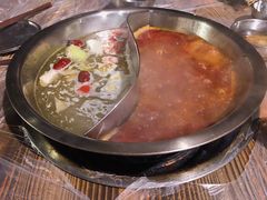 鸳鸯锅-满天星太珍火锅