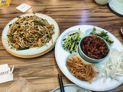 -合合春饼·酱骨·东北菜(潘家园店)