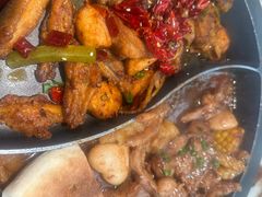-多嘴超级肉蟹煲(中街恒隆故宫店)