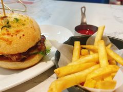 -必胜客(新辰里酒仙桥店)