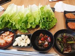 -肉甲韩国木炭烤肉(新壹街1店)