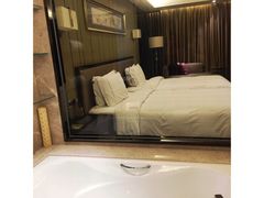 -无锡新湖铂尔曼大酒店