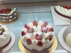 -花花卷卷·鲜食蛋糕(静安久光百货店)