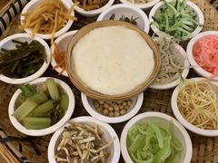 -包整·丝娃娃(一览甲秀楼风景店)