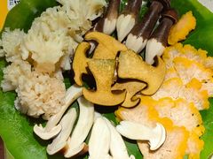 -钢管厂五区小郡肝串串香火锅(梅川路店)