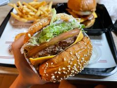 -The Habit Burger Grill 哈比特汉堡(复兴soho店)