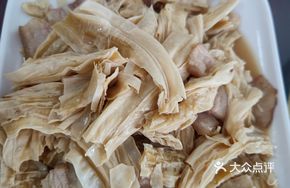 Braised Pork Belly with Tofu Skin