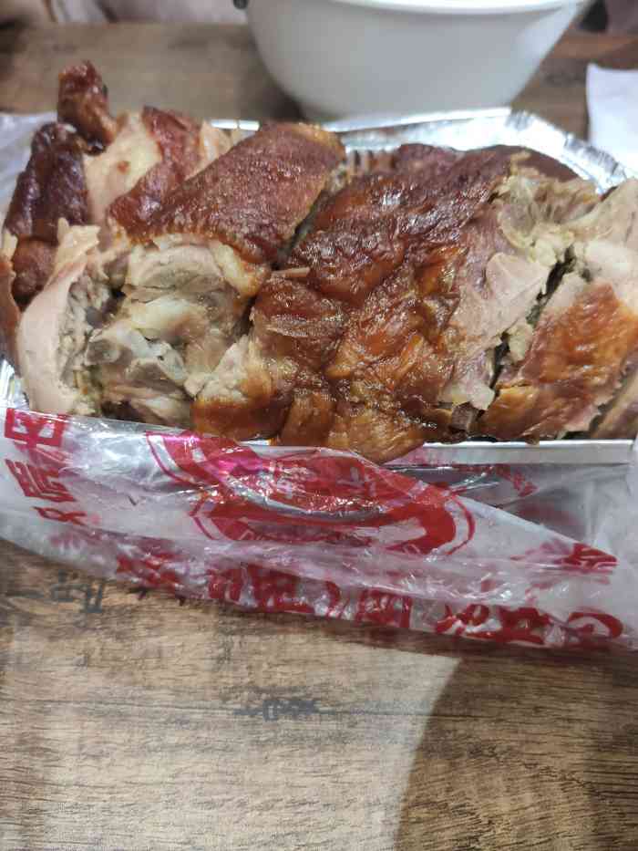 德福啤酒烤鸭-"就在西上园菜市场门口,可以看到平时都是经.