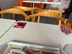 -华莱士·全鸡汉堡(五号路店)