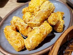 咸蛋黄脆皮鲜奶-样样体面(宝安支路店)