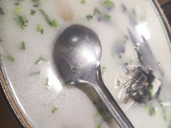 -美顺香食府鱼头老店(雪野湖店)