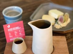-彳亍咖啡·这里(水湾路店)