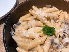松露酱奶油蘑菇管粉-Maxpoint Kitchen 西餐咖啡(乐峰广场店)