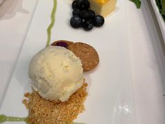 -龙虾酒吧扒房(宁波香格里拉店)