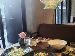 -Carbon莫卡哆·意大利复古集市餐厅(杭州大厦店)