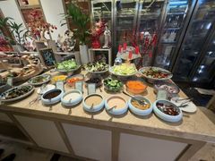 -大中华希尔顿酒店-念自助餐·嗨啤·小龙虾