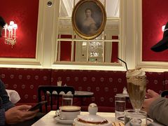 -Cafe Sacher(WIEN)