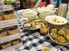 -钱大妈海鲜饭店(保利林语店)