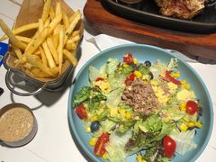 金枪鱼鲜蔬沙拉-牛扒先生·厚切雪花牛扒西餐厅(北京路禺山路店)