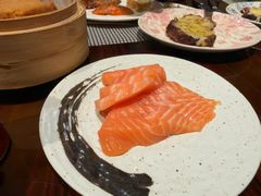 -广州万富希尔顿酒店·感趣自助餐厅·金秋蟹宴生蚝海鲜刺身