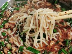 -正宗杨记普洱酸醋米线(总店)
