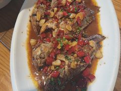 -黄泥岗·地道湖北菜(奥特莱斯店)