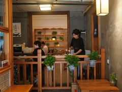 -一两饭川味素食餐厅