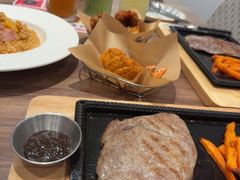 -必胜客(新中纬店)