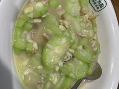 丝瓜-费大厨辣椒炒肉(万家丽一店)