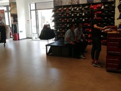 -UNDER ARMOUR(新燕莎奥莱店)