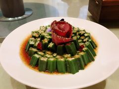 黑椒牛肉拼秋葵-将相和·海鲜蒸饺大连菜