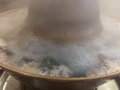 热气腾腾的火锅-鑫龙火锅城(青岛分店)