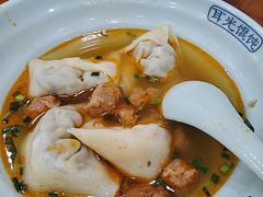 -潘国仙耳光馄饨(黄家阙路店)