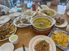 -品鲜村农家菜·阳澄湖大闸蟹(总店)