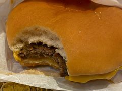 双层吉士汉堡-麦当劳(仙林亚东城得来速店)