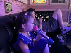 -自由港KTV(王子公主金平店)