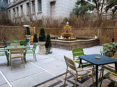 -潮一不贰·法式甜品·生日蛋糕·西式简餐(外滩店)