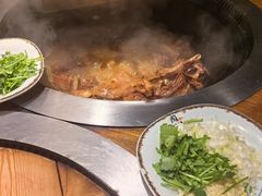 -万里闯关东铁锅炖菜馆(高新旗舰店)