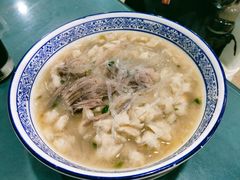 冲好汤的馍-老孙家饭庄·非遗(东关店)
