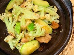 -华记煲仔华·煲仔饭(市桥易发店)